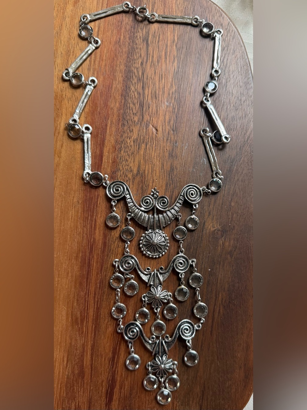 VTG Goldette Silver-Tone Floral Filigree Chandelier Necklace Bib Statement Bazel
